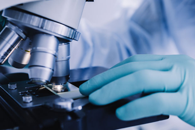 Терористи прете невидљивим суперубицом